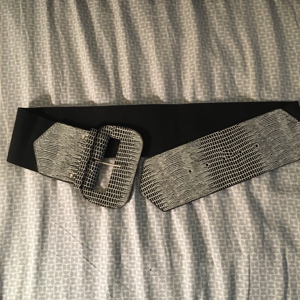 Vintage Black Stretchy Belt